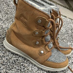 Women’s Tan and Gray SOREL Boots